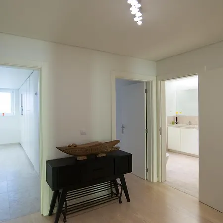 Feels Like Spacious Terrace Flat Near Marques *