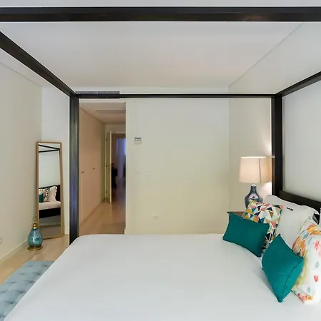 Feels Like Spacious Terrace Flat Near Marques Lisbon