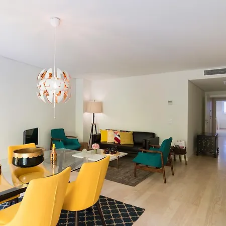 Apartment Feels Like Spacious Terrace Flat Near Marques *